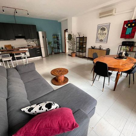 Mecenate Metropolitan Flat Apartment Милано Екстериор снимка